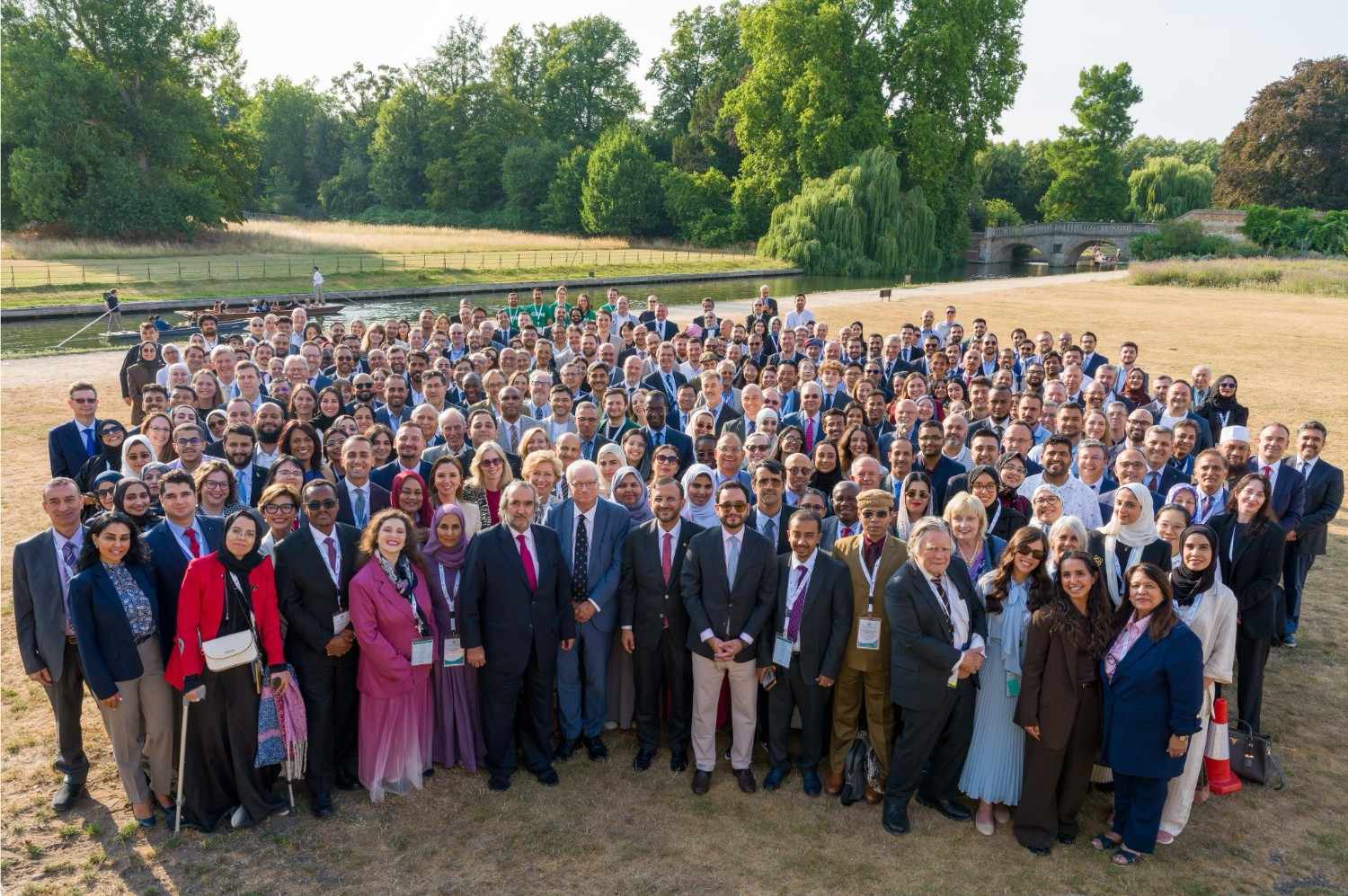 Sharjah University and Emirates Scholar Center strengthen the UAE’s research presence at the Gulf Research Meeting at the University of Cambridge.
